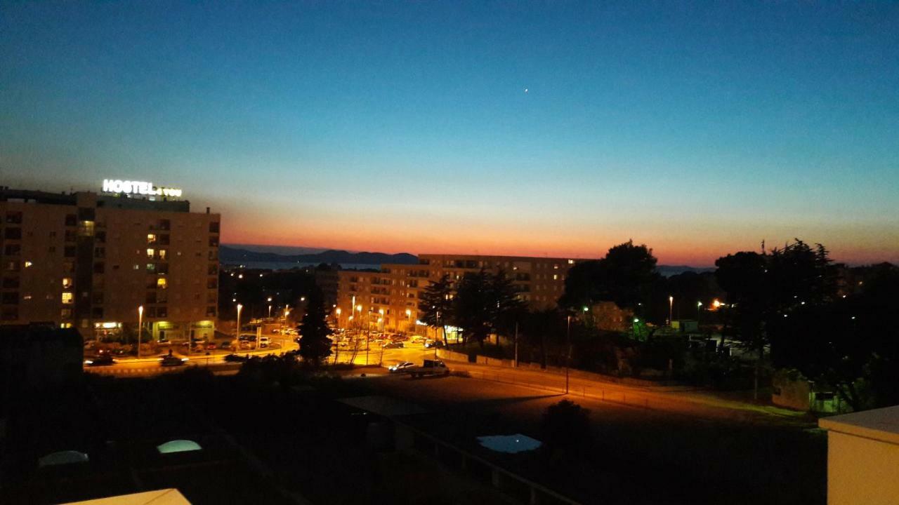 Dolce Vita Apartment Zara Esterno foto