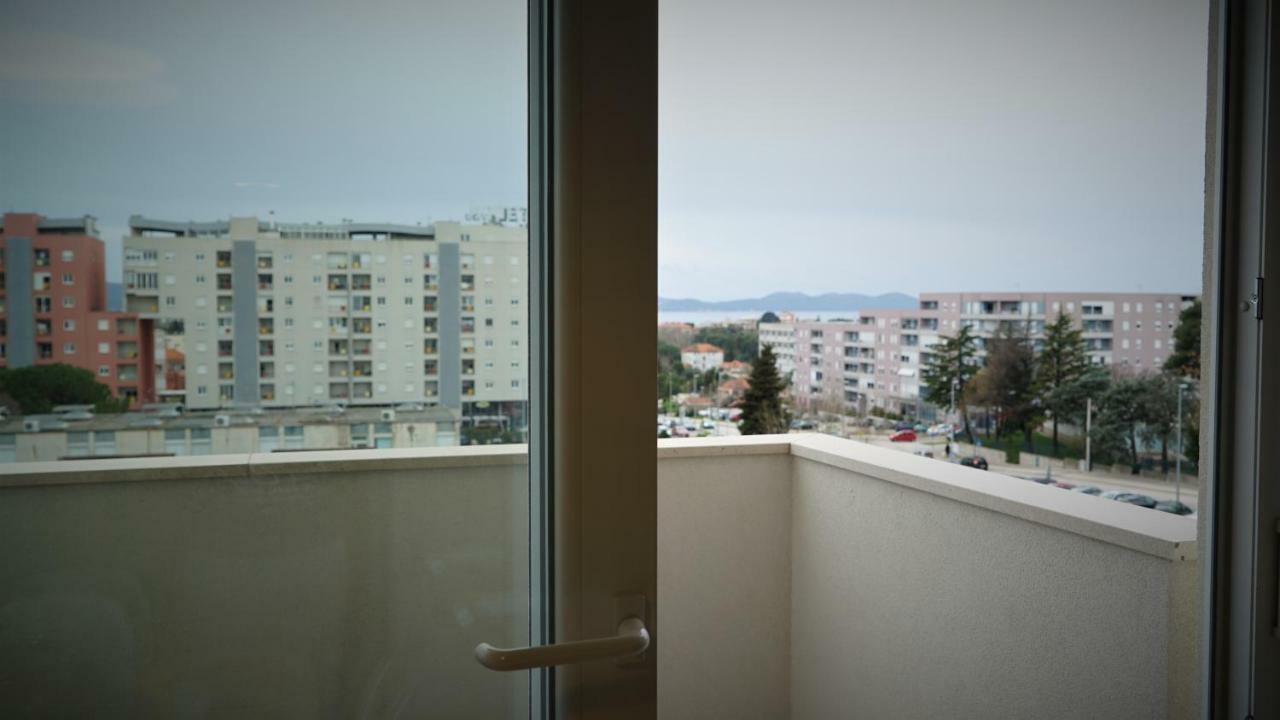Dolce Vita Apartment Zara Esterno foto